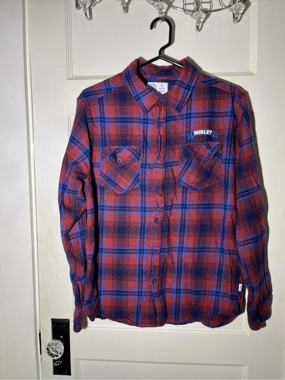 Men’s Flannel Shirt Size Small Hurley Red Plaid Long Sleeve